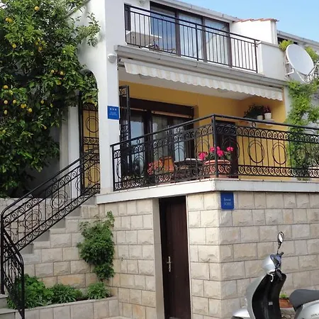 Gostinjska kuća Bozica