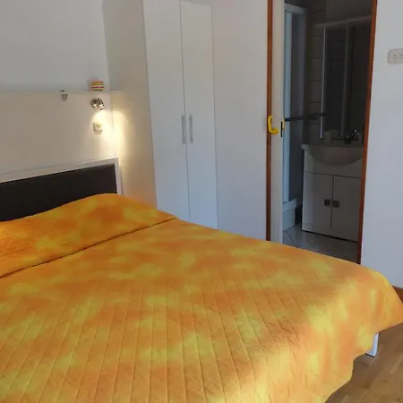 Bozica 3* Bol