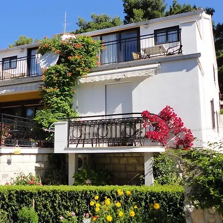 Guest house Bozica 3*